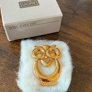 Vintage Avon Wise Eyes Pin, Owl Brooch with box